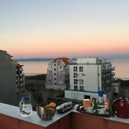 Aparthotel Advanced Apartments Salt Lake Beach