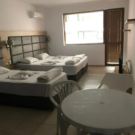 Aparthotel Advanced Apartments Salt Lake Beach