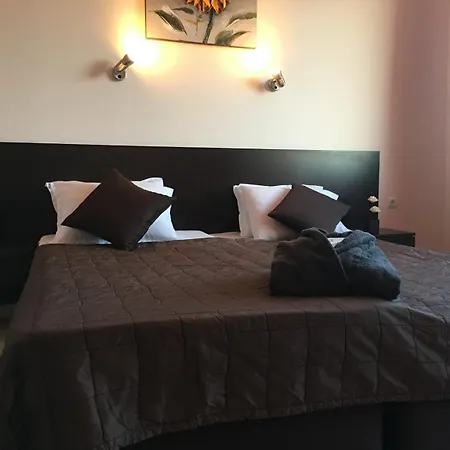 Advanced Apartments Salt Lake Beach 4*