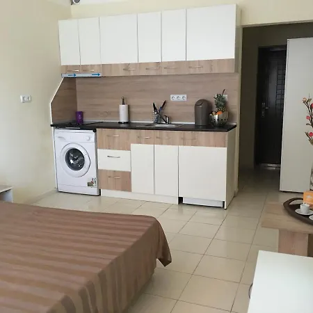 Aparthotel Advanced Apartments Salt Lake Beach 4*